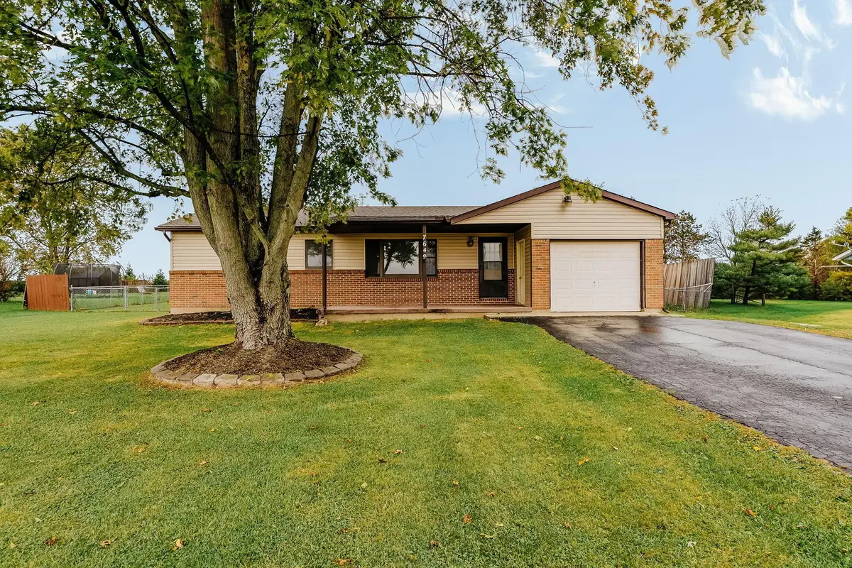 7649 White Oak Road Ne, Bloomingburg, OH 43106 - #1