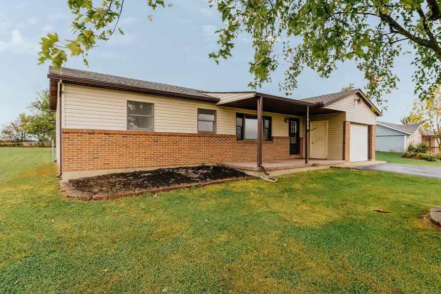 7649 White Oak Road Ne, Bloomingburg, OH 43106 - #2