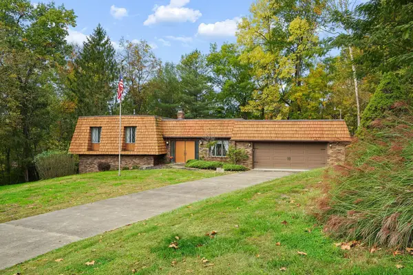 5220 Hampton Court, Zanesville, OH 43701