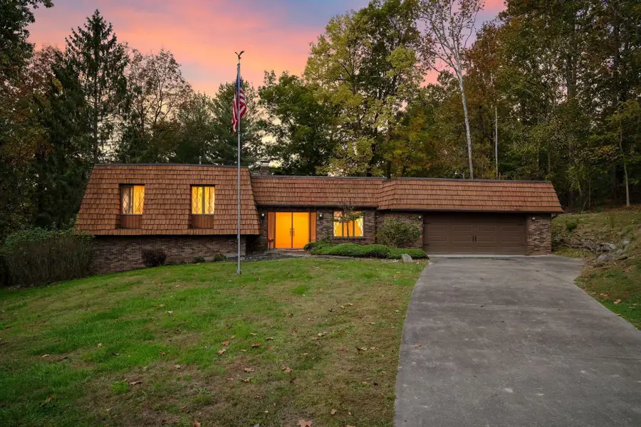 5220 Hampton Court, Zanesville, OH 43701 - #3