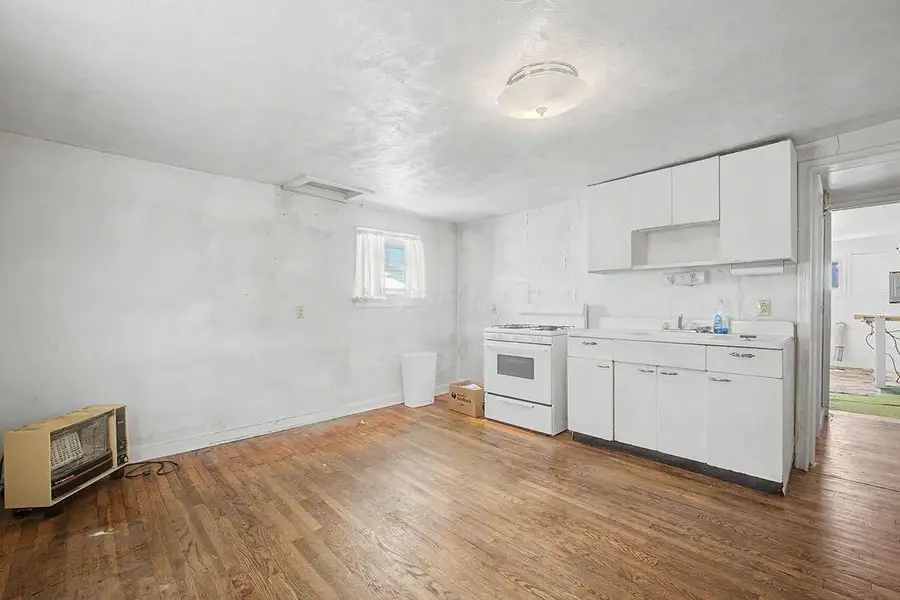402 S Harrison Street, Mount Vernon, OH 43050 - #2