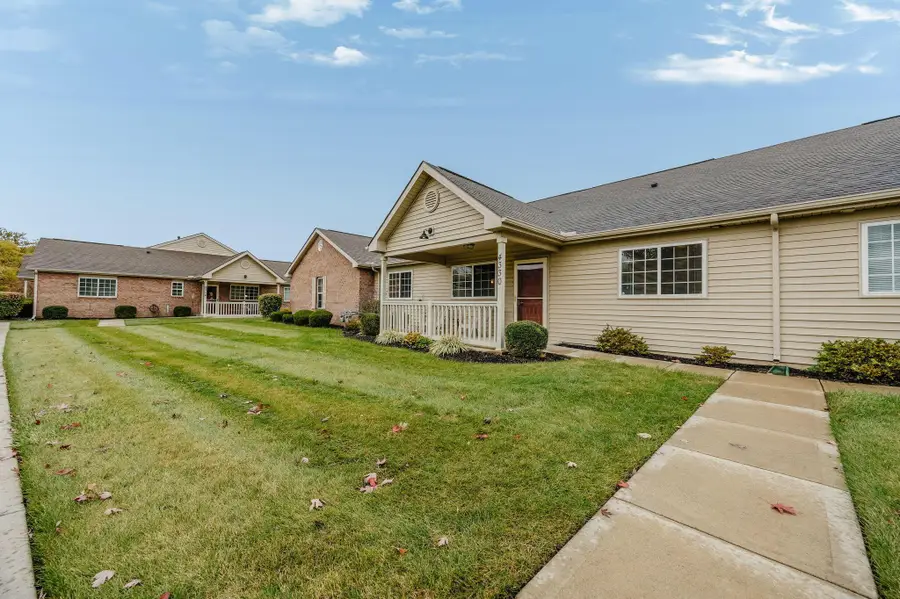 4330 Cobbleton Grove Circle, Canal Winchester, OH 43110 - #3