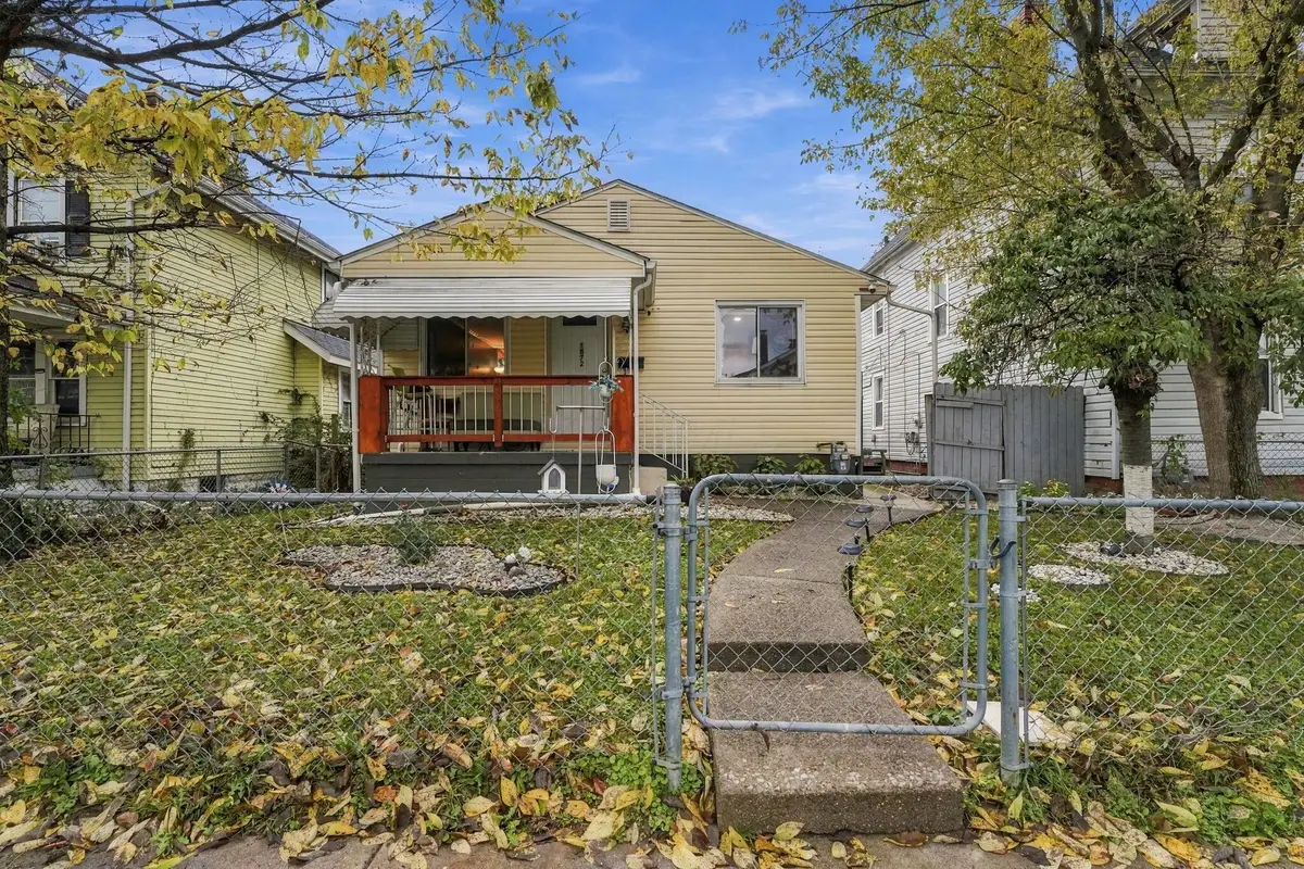 1572 Myrtle Avenue, Columbus, OH 43211 - #1