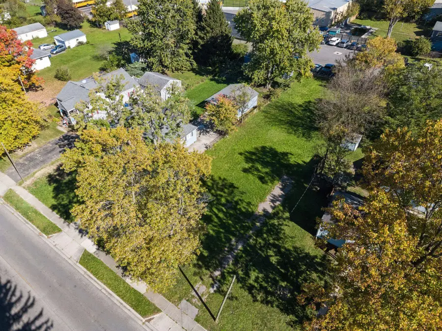 652 Beechwood Avenue, Columbus, OH 43213 - #2