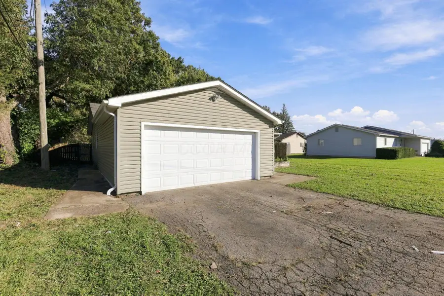 4242 Ethel Road, Obetz, OH 43207 - #3