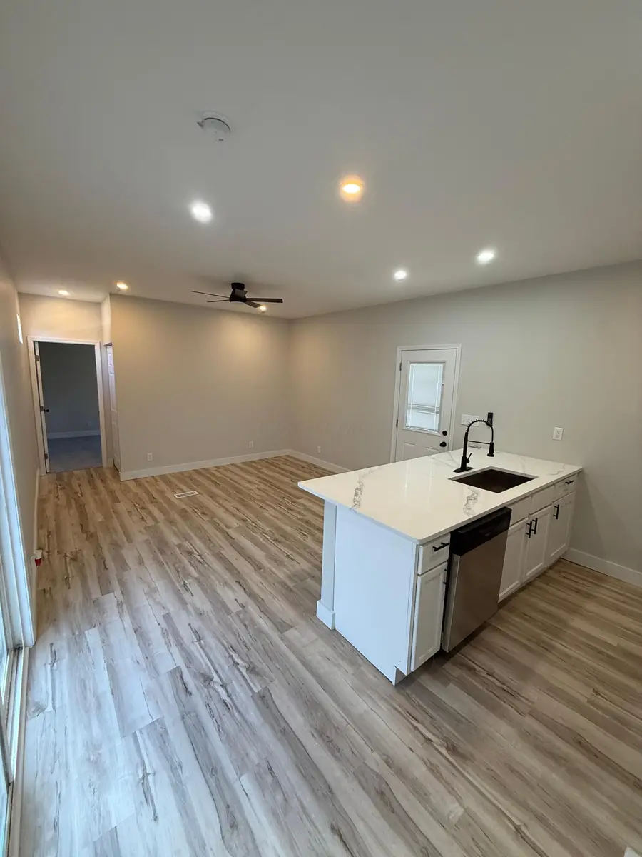 1037 Warder Street, Springfield, OH 45503 - #3