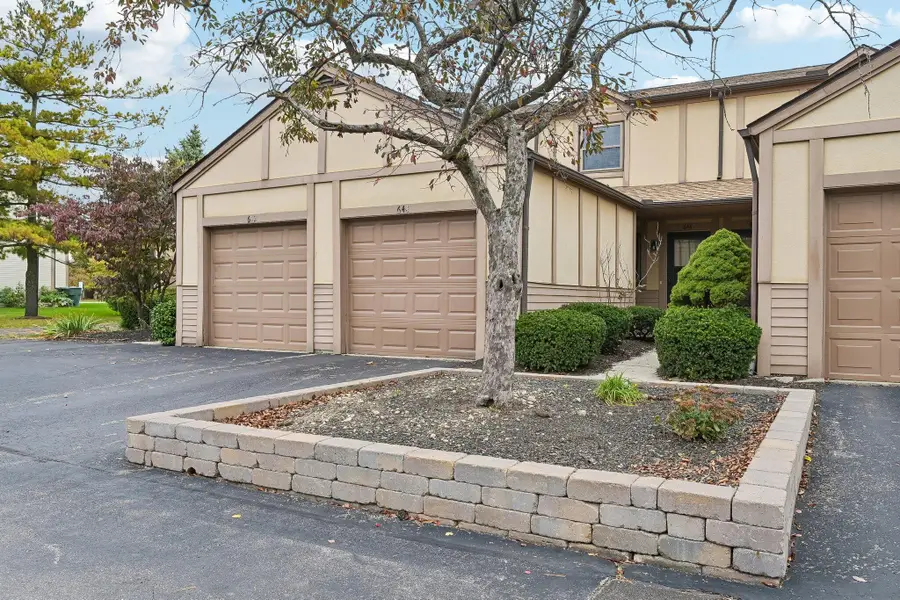 644 Alta View Court, Worthington, OH 43085 - #2