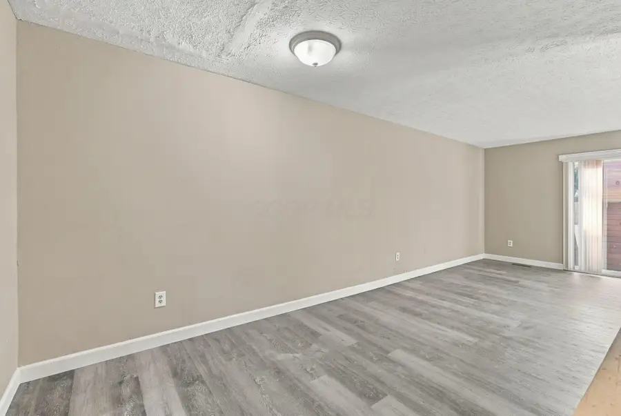 5644 Great Woods Boulevard, Columbus, OH 43231 - #3