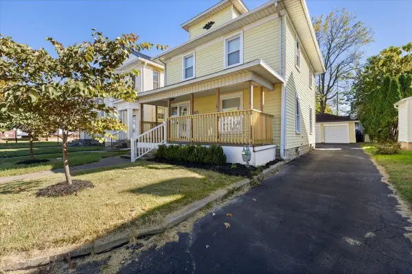 1454 N Limestone Street, Springfield, OH 45503