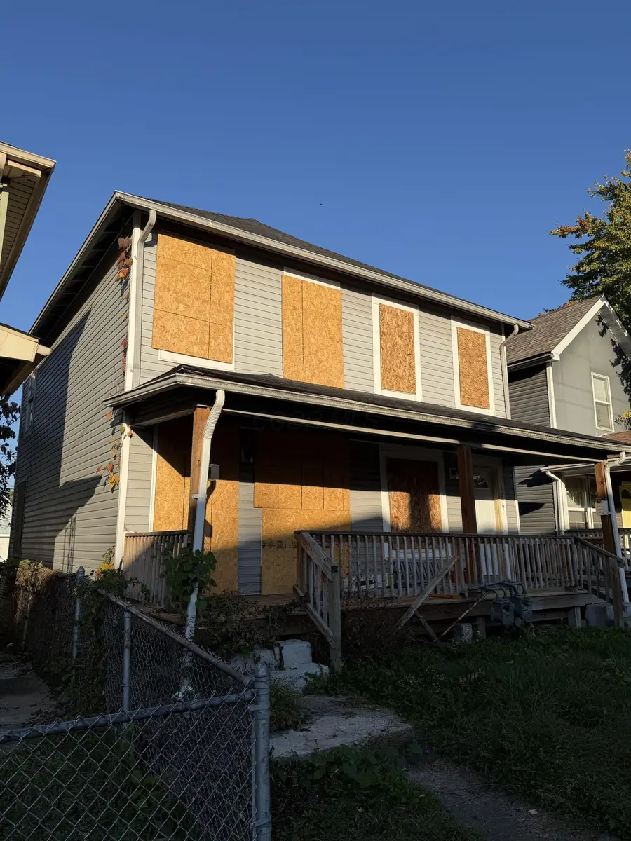 1877-1879 S Bruck Street, Columbus, OH 43207 - #2