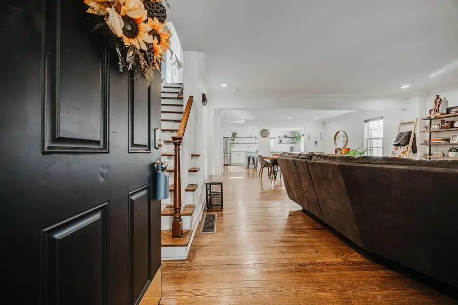236 N Roosevelt Avenue, Bexley, OH 43209 - #3