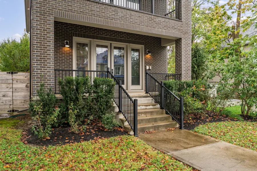 1532 Oak Street, Columbus, OH 43205 - #3