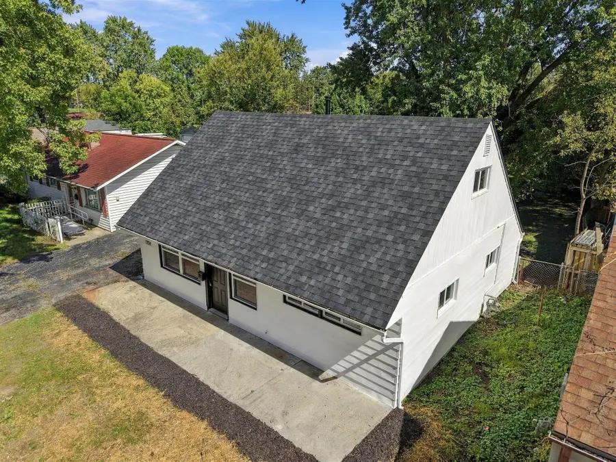 1324 Elderwood Avenue, Columbus, OH 43227 - #2
