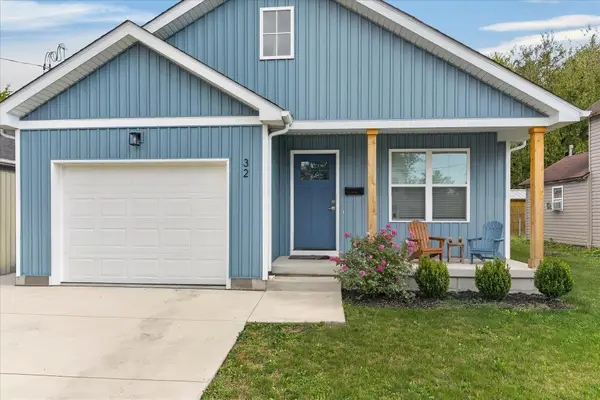 32 Maple Street, Jeffersonville, OH 43128