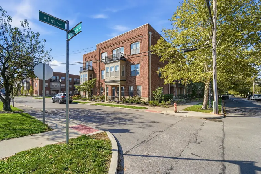 971 Ingleside Avenue, Columbus, OH 43215 - #3