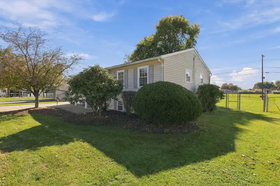 53 Lancaster Drive, Heath, OH 43056 - #2