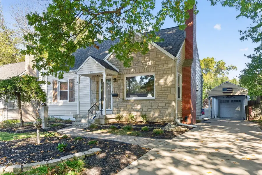 202 Deland Avenue, Columbus, OH 43214 - #3