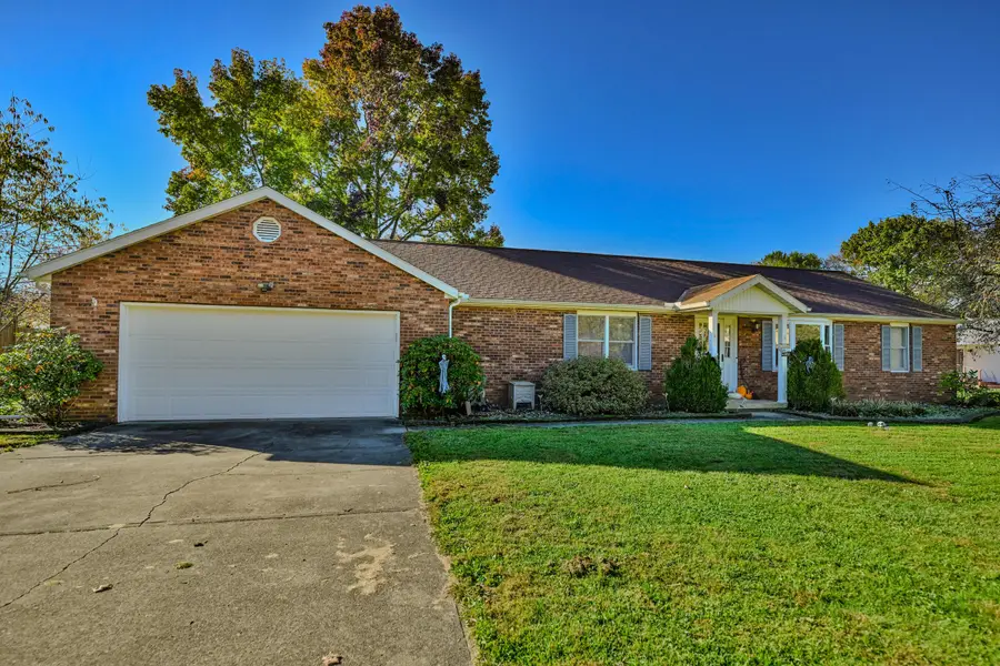 484 Adena Drive, The Plains, OH 45780 - #2