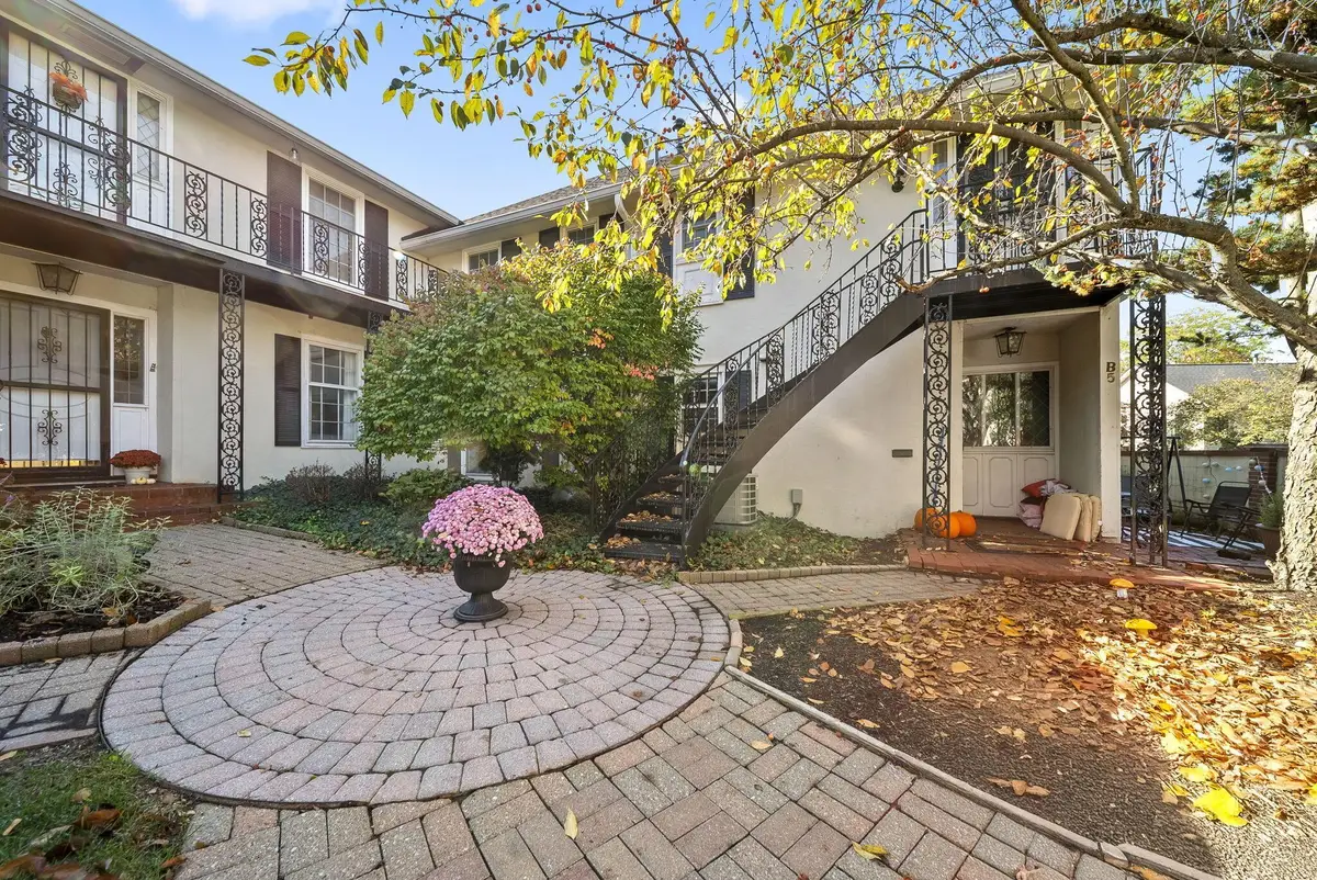 1631 Roxbury Road, Marble Cliff, OH 43212 - #1