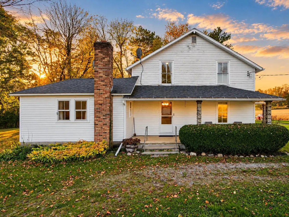 8040 Thayer Road, Mount Vernon, OH 43050 - #1