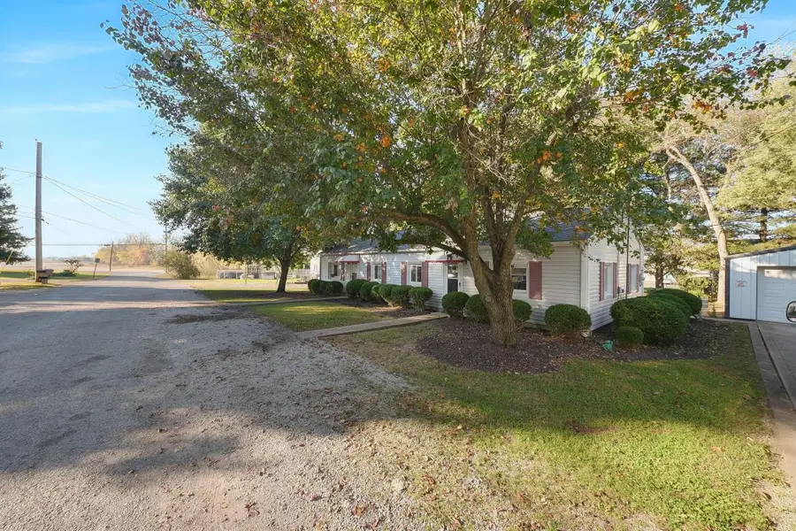 435 Ray Avenue, Circleville, OH 43113 - #2