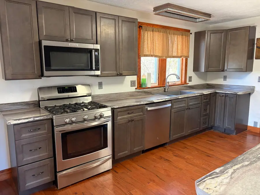 23513 Coshocton Road, Howard, OH 43028 - #2