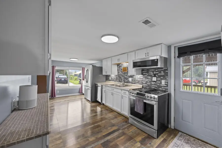 98 4th Street, Buckeye Lake, OH 43008 - #3