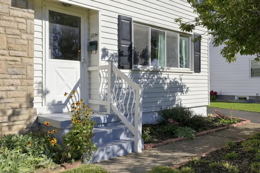 1234 Carbone Drive, Columbus, OH 43224 - #2