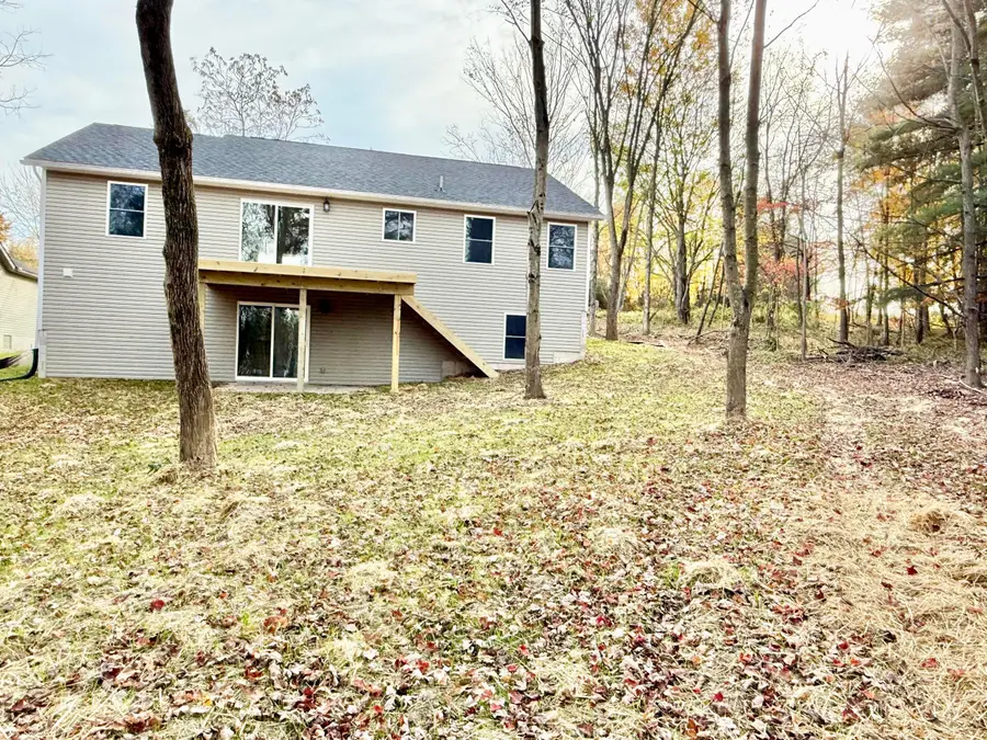 703 Greenbriar Circle, Howard, OH 43028 - #2