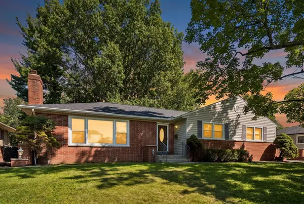 1046 Morning Street, Worthington, OH 43085