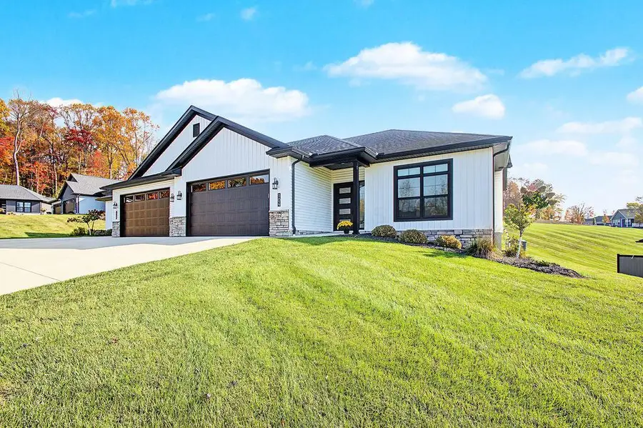 104 Roanoke Street, Mount Vernon, OH 43050 - #2