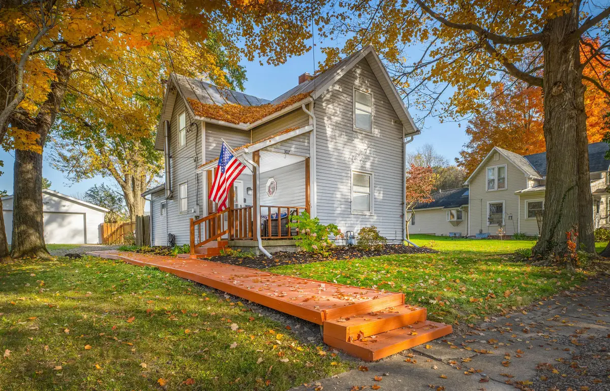 307 Locust Street, Mount Vernon, OH 43050 - #1