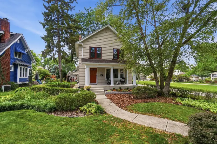 413 E Dunedin Road, Columbus, OH 43214 - #2