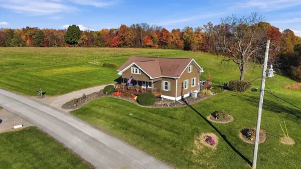 5502 Dutch Ridge Road Se, New Straitsville, OH 43766
