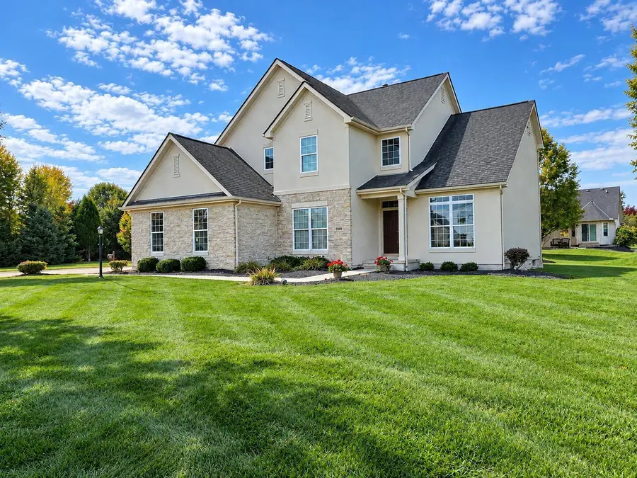 2539 Maxwell Avenue, Lewis Center, OH 43035 - #2