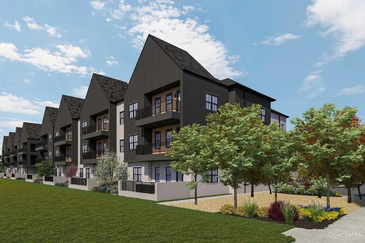 4270 Parkview Drive #106, Blue Ash, OH 45242 - Image #1