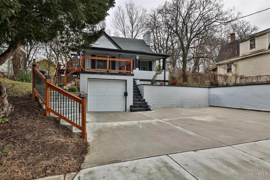 3612 Idlewild Avenue, Cincinnati, OH 45207 - #2