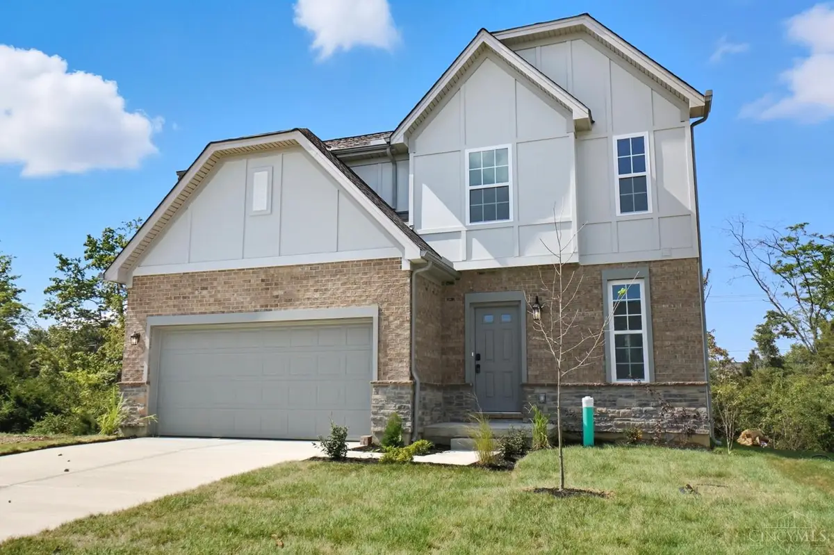 1577 Kilbarron Drive, Warren, OH 45152 - Image #1