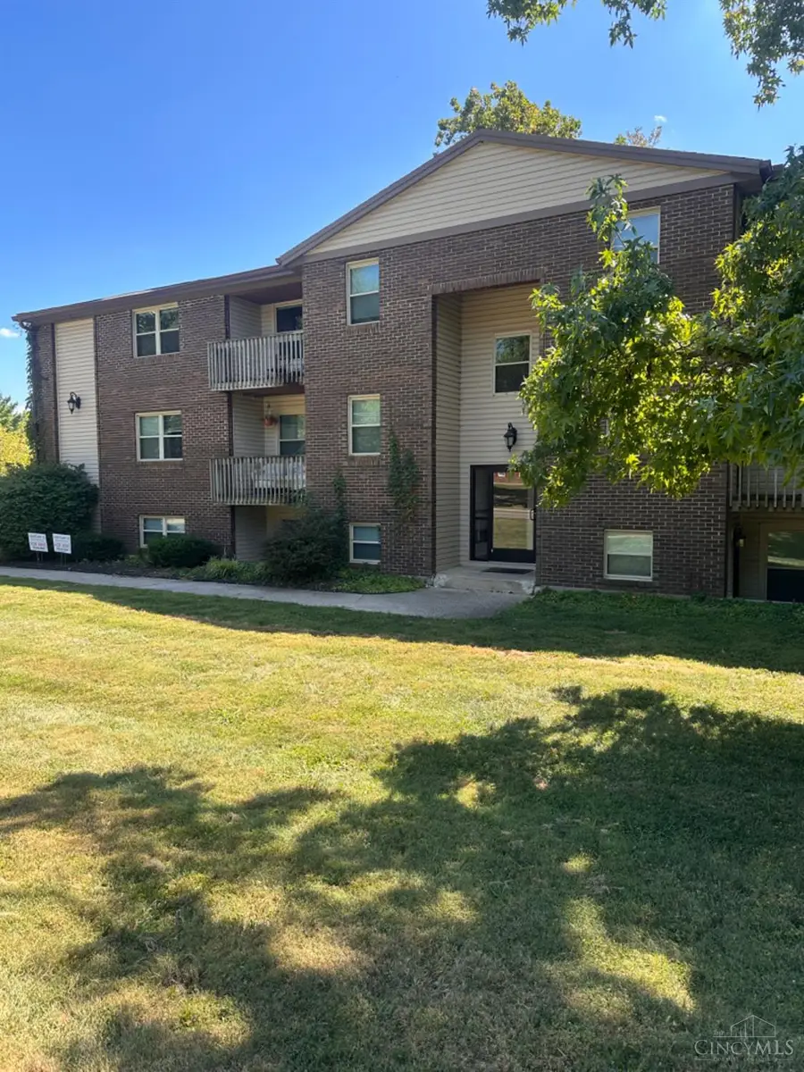 715 W Chestnut Street, Oxford, OH 45056 - Image #3