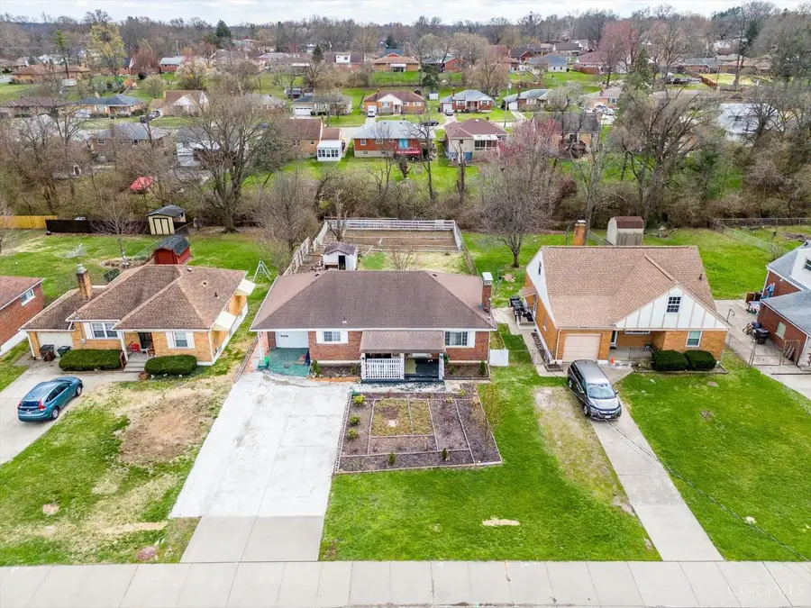 3369 W Galbraith Road, Colerain Township, OH 45239 - Image #2