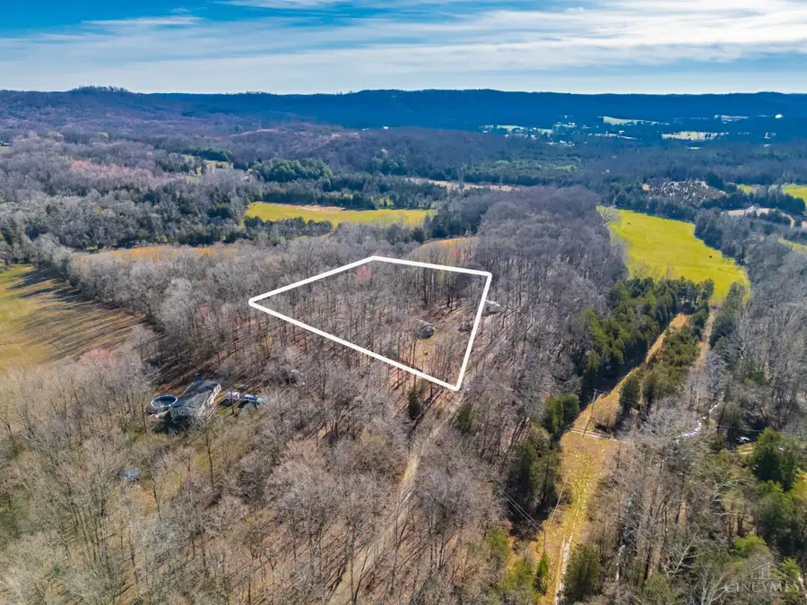 2030 Cedar Mills Road, Blue Creek, OH 45616 - Image #2