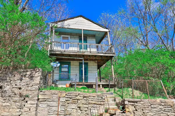 330 Oregon Street, Cincinnati, OH 45202