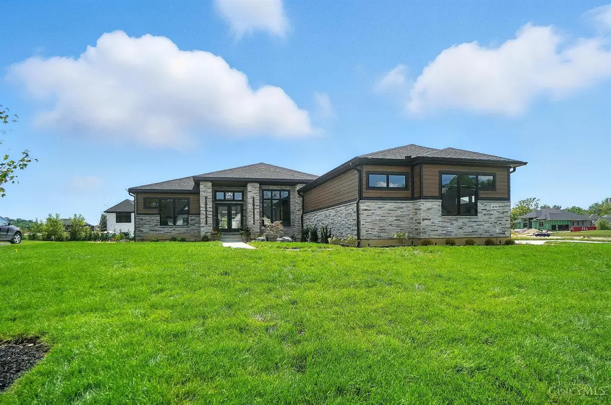 1890 Horseshoe Bend, Washington Township, OH 45458 - Image #1