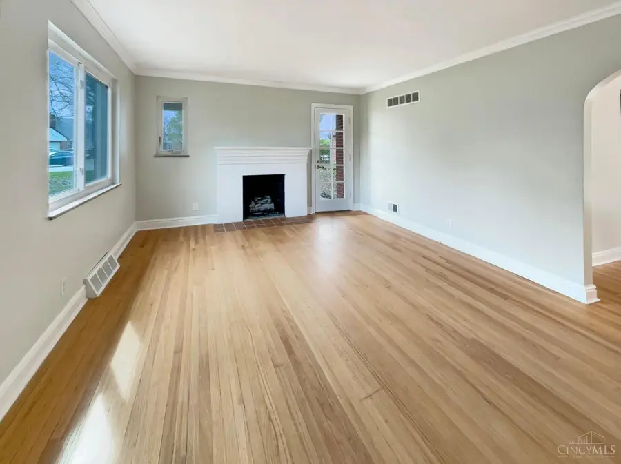 7046 Beechmont Avenue, Anderson Township, OH 45230 - Image #3