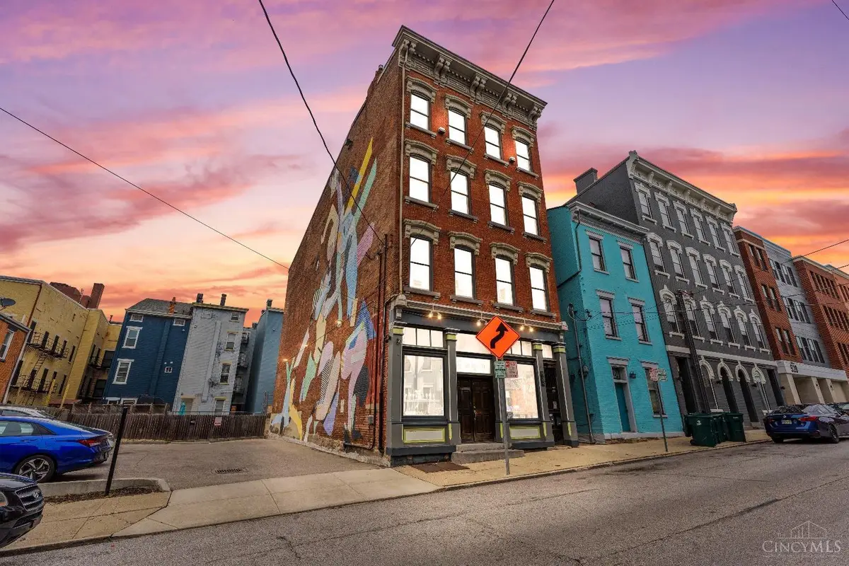 522 E Twelfth Street, Cincinnati, OH 45202 - #1