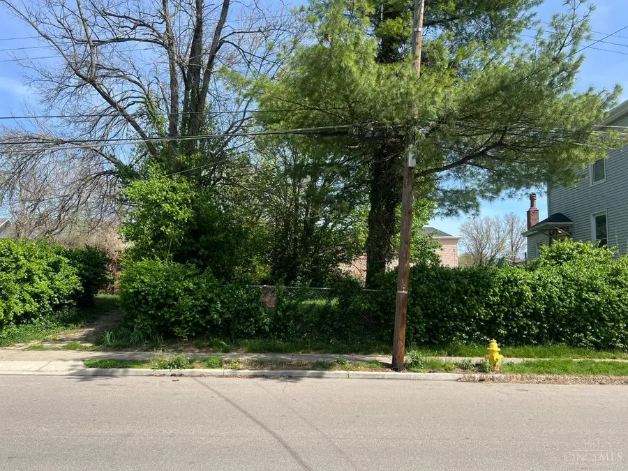 1628 Dexter Avenue, Cincinnati, OH 45206 - Image #2