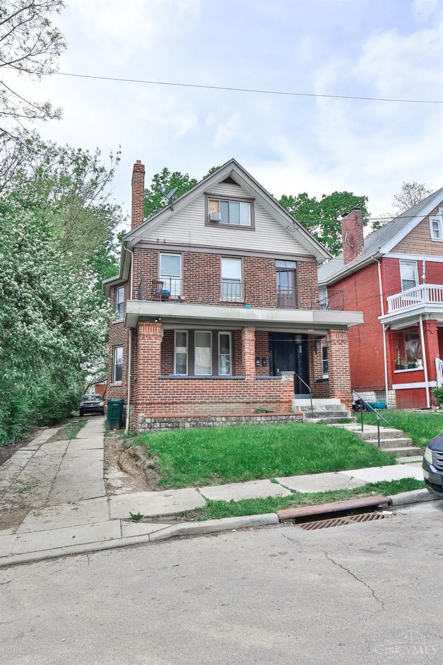 945 Oakland Avenue, Cincinnati, OH 45205 - Image #2