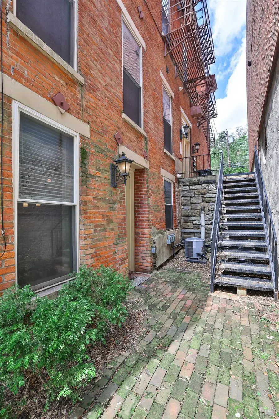 537 Liberty Hill #1, Cincinnati, OH 45202 - Image #2