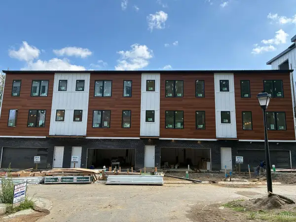 3762 Miami Run #14, Mariemont, OH 45227