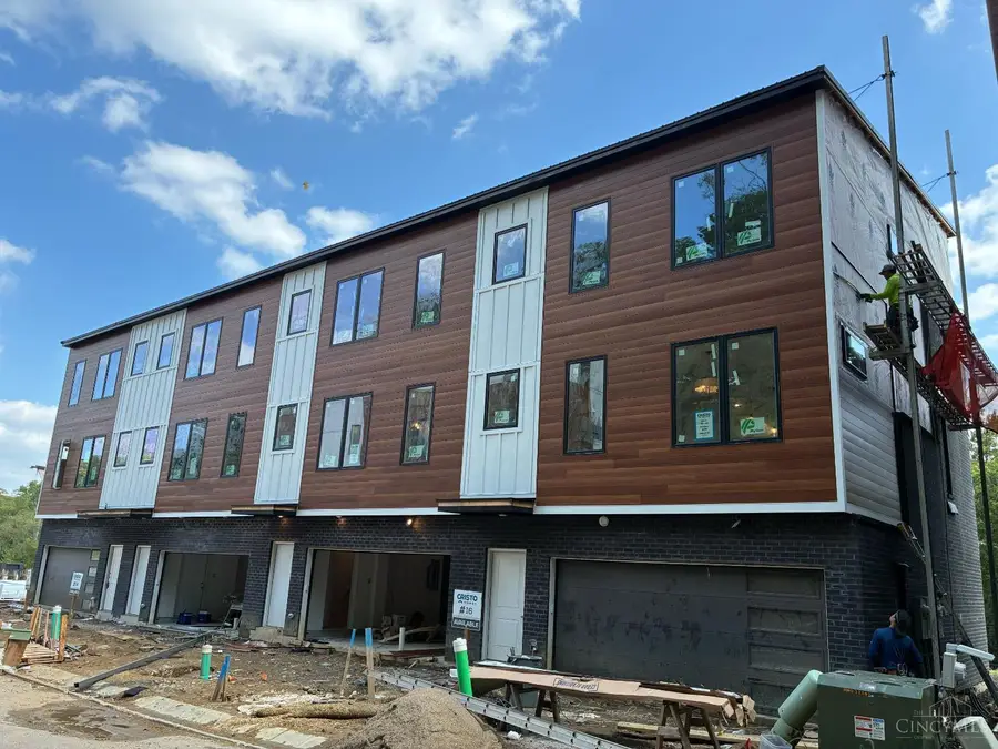 3758 Miami Run #15, Mariemont, OH 45227 - Image #2